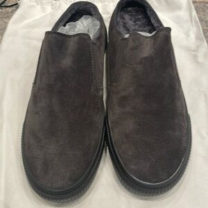 Men’s Vince Slip ons size 9.5